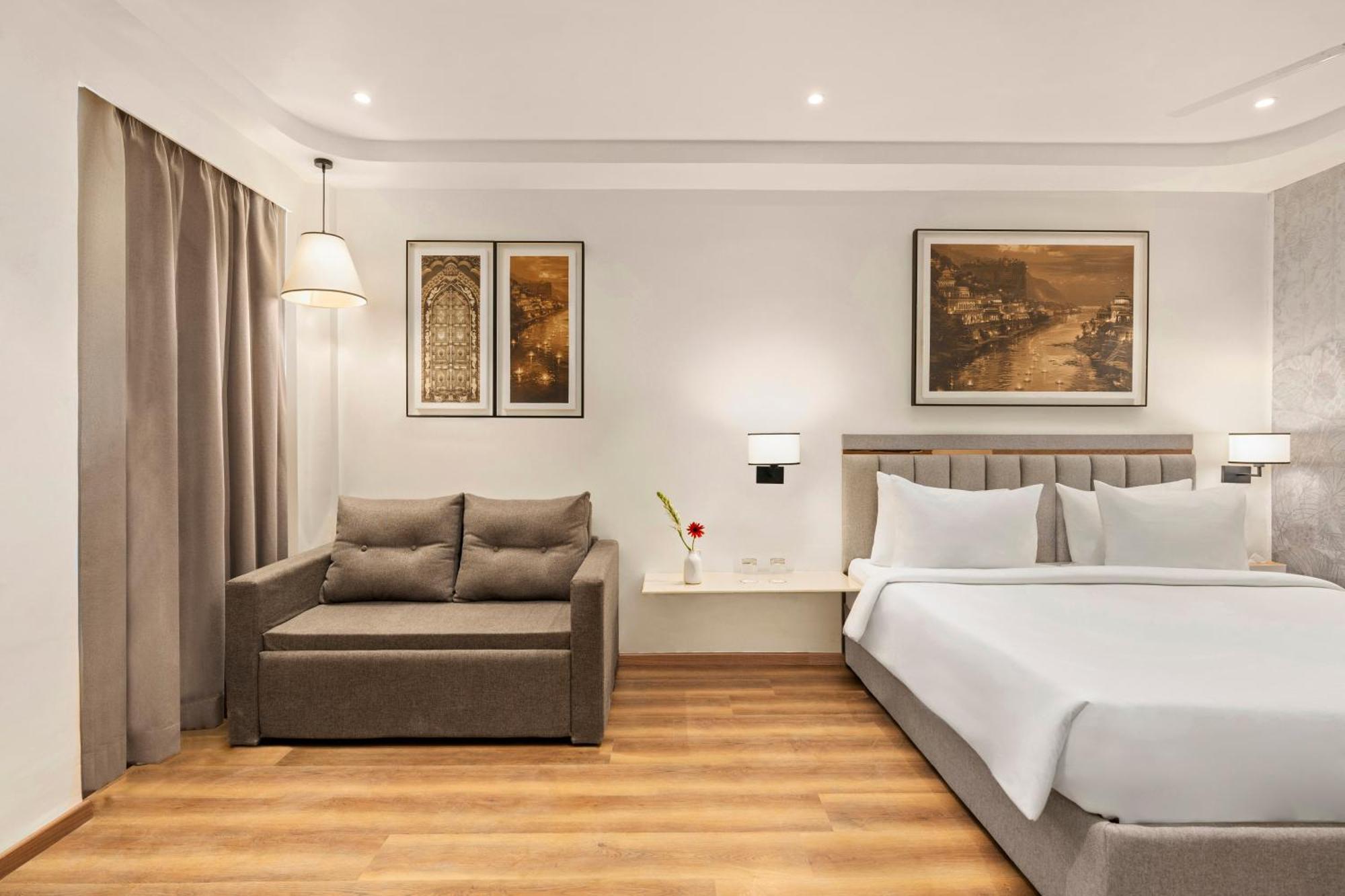 Country Inn Ayodhya - Opposite Airport Esterno foto